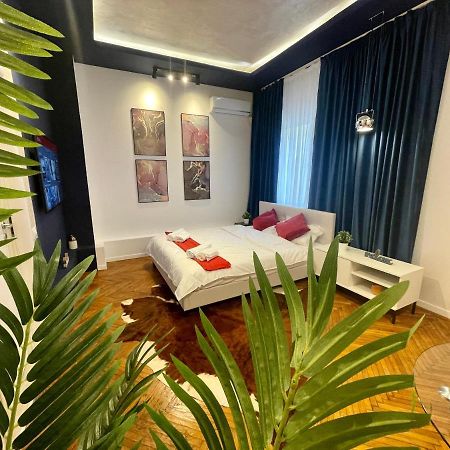 Calea Victoriei Studio By Magic Apartments Bukarest Eksteriør billede