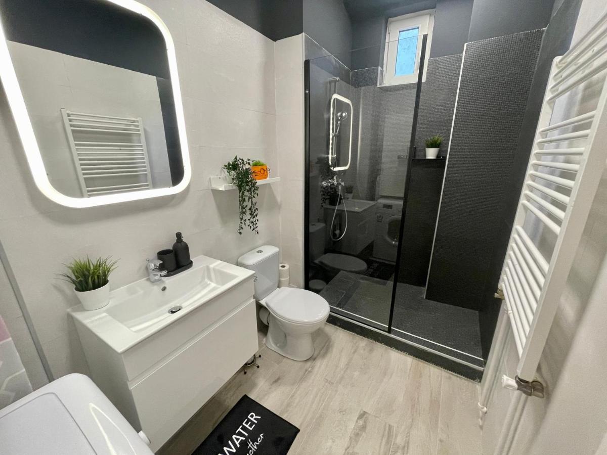 Calea Victoriei Studio By Magic Apartments Bukarest Eksteriør billede